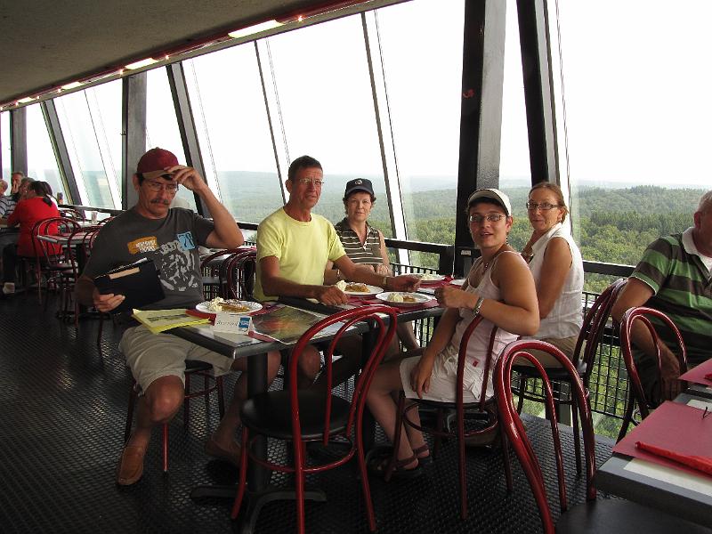 Bezoek stuwdam van de Gileppe met koffie en taart in de panoramatoren (5).JPG